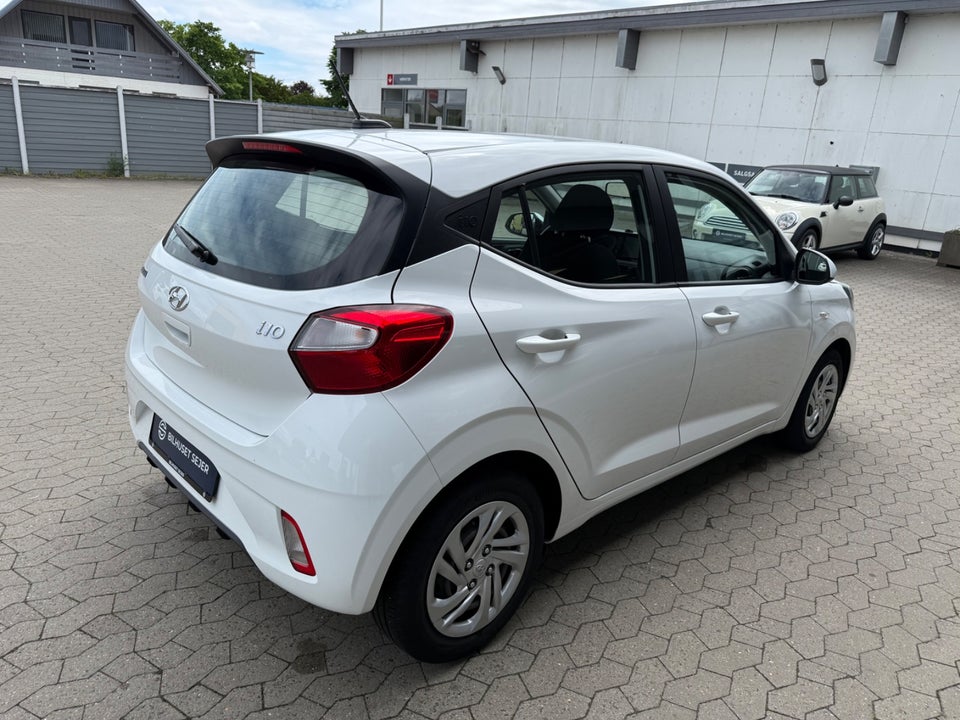Hyundai i10 1,0 MPi Essential AMT 5d