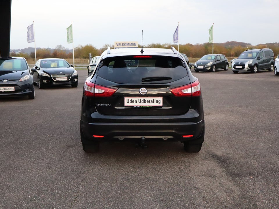 Nissan Qashqai 1,2 Dig-T 115 Tekna 5d