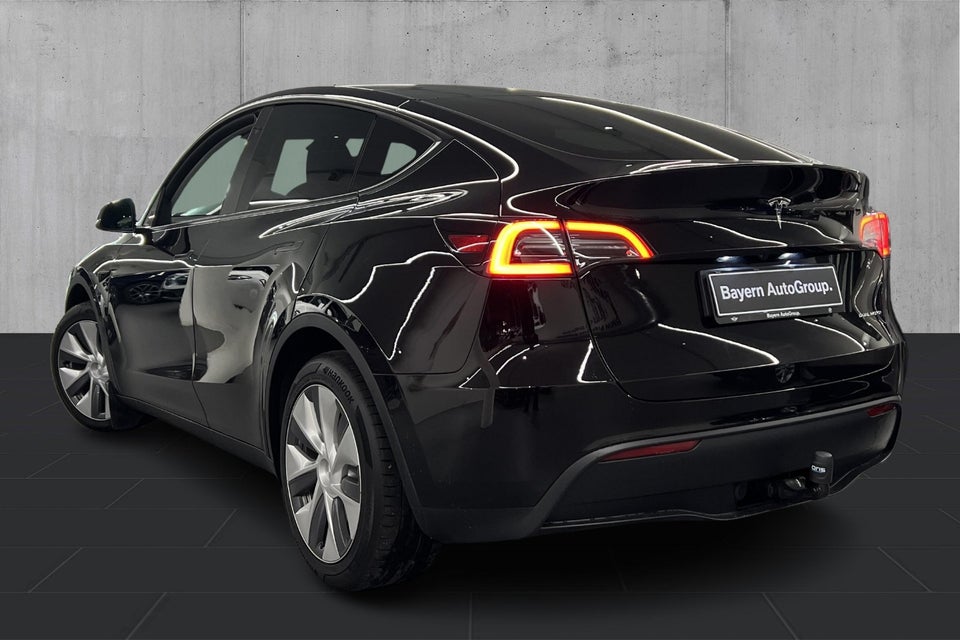 Tesla Model Y Long Range AWD 5d
