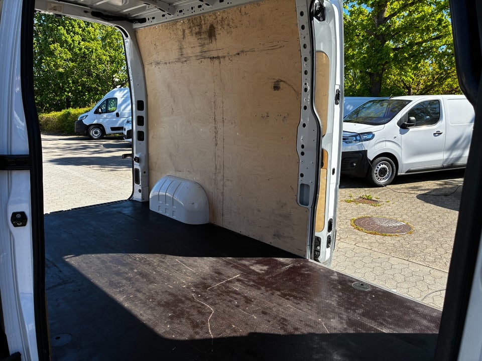Renault Master IV T35 2,3 dCi 150 L3H2 Kassevogn Tekno