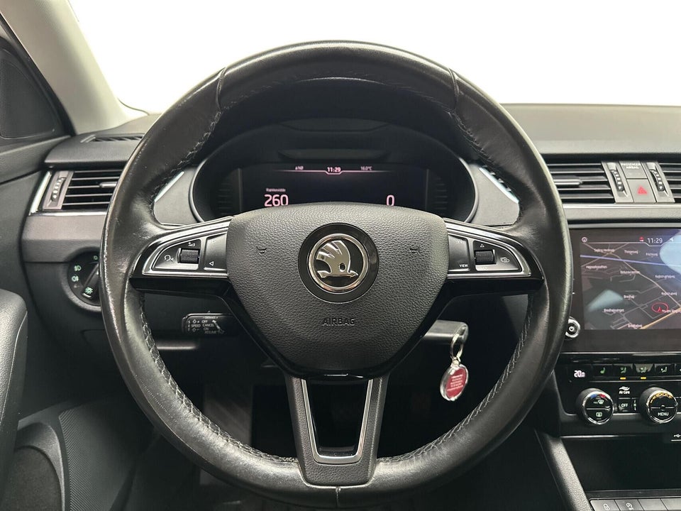 Skoda Octavia 2,0 TDi 150 Business Line+ Dynamic Combi DSG 5d