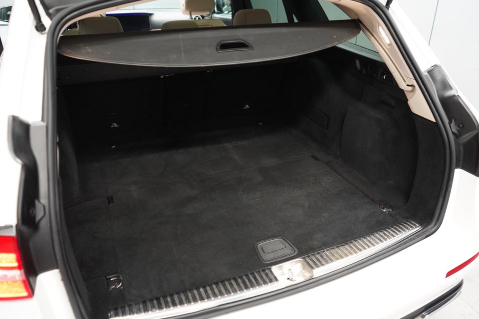 Mercedes E200 d 1,6 Avantgarde stc. aut. 5d