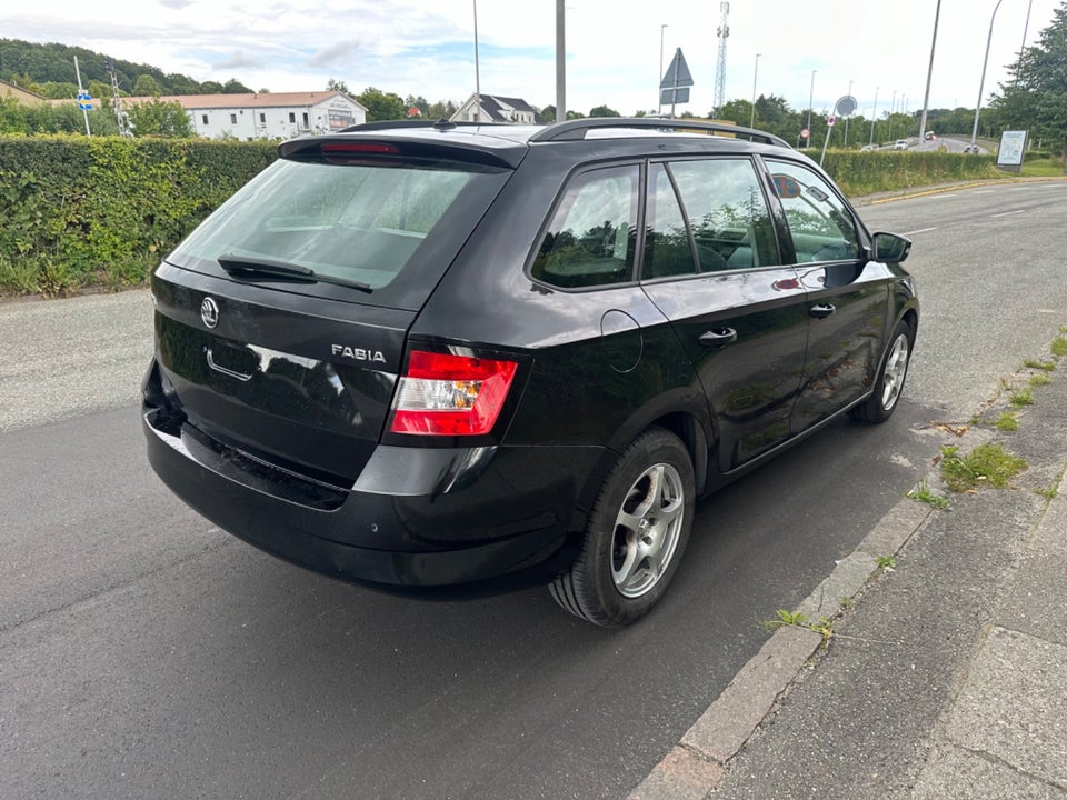 Skoda Fabia 1,2 TSi 90 Active Combi 5d