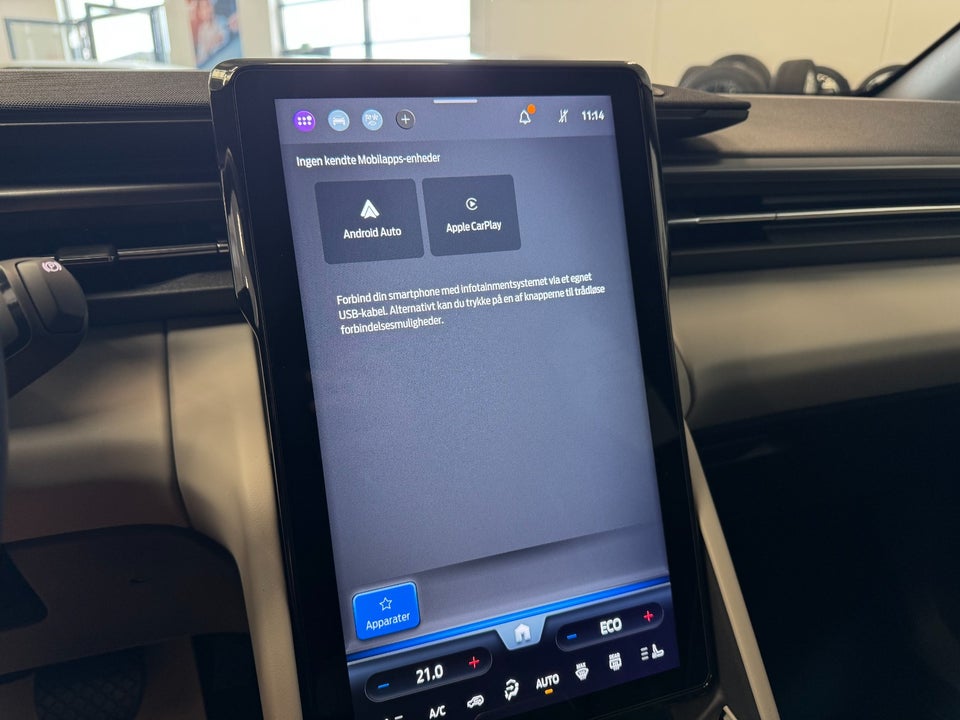 Ford Capri 82 Select Extended Range 5d