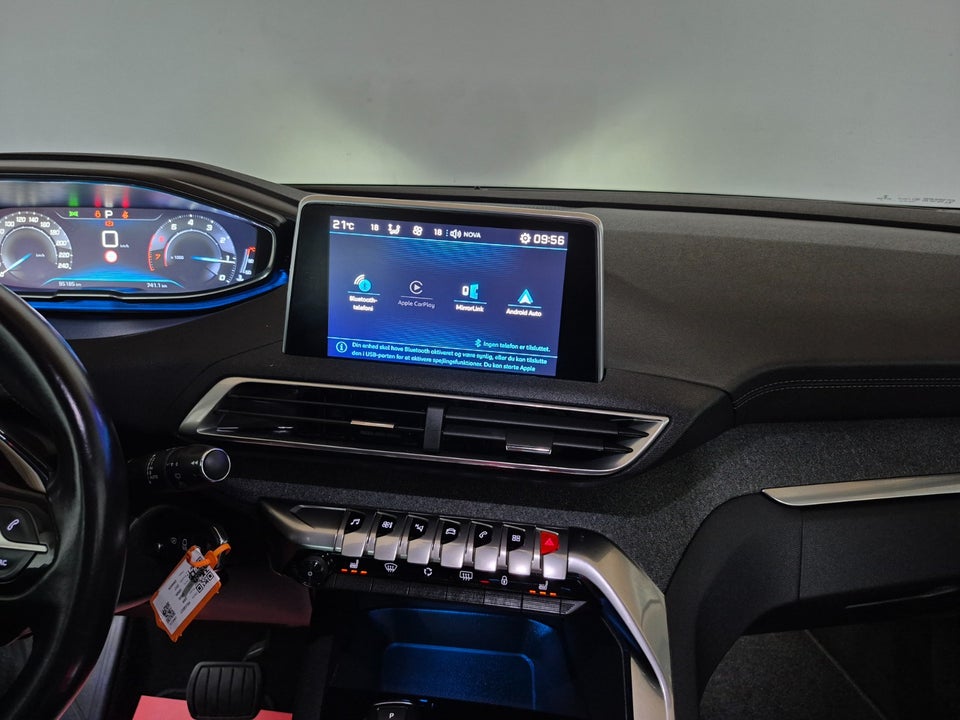 Peugeot 3008 1,2 PureTech 130 Allure EAT6 5d