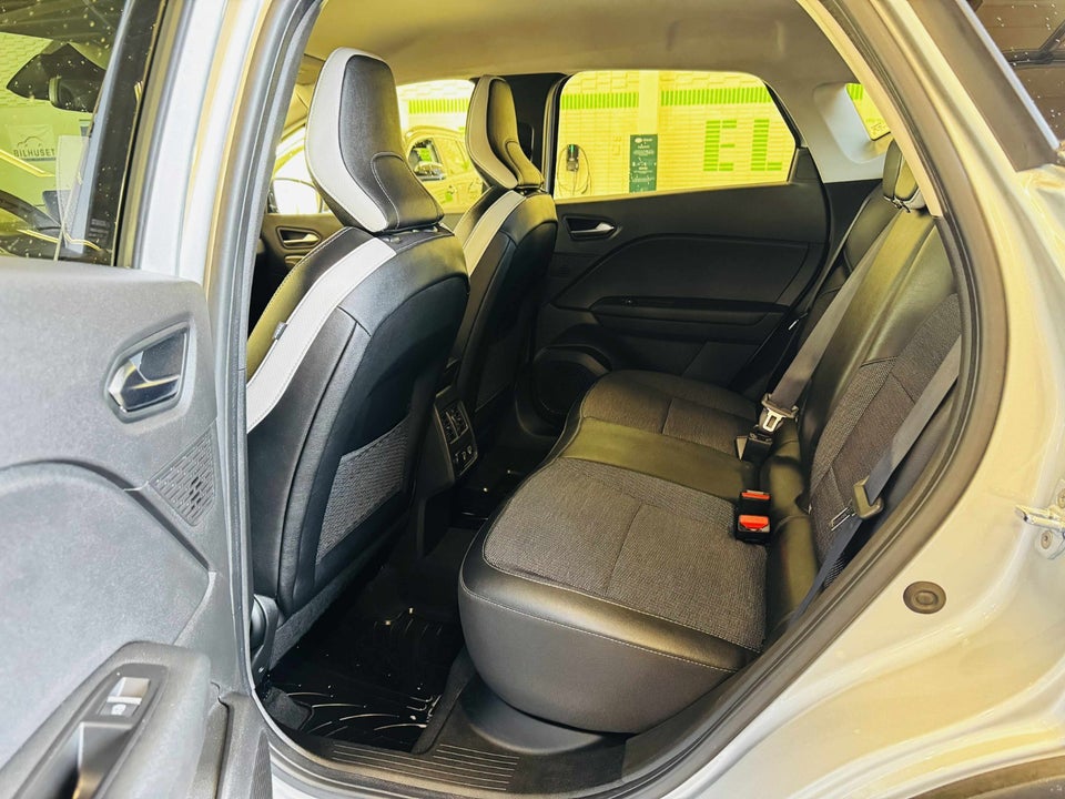 Renault Captur 1,6 E-Tech Intens 5d