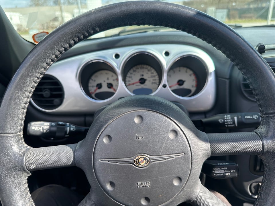 Chrysler PT Cruiser 2,4 Limited Convertible 2d