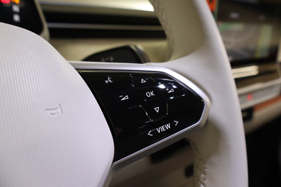 VW ID.Buzz 77 Pro SWB 5d