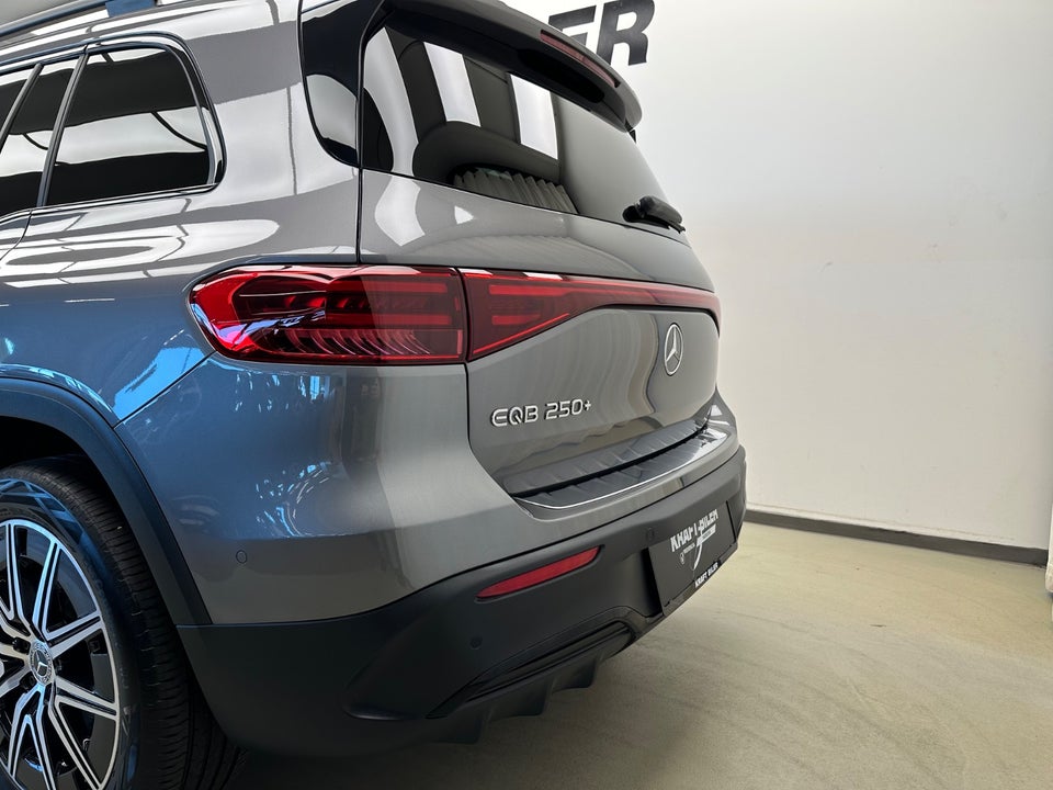 Mercedes EQB250+ AMG Advance Plus 5d