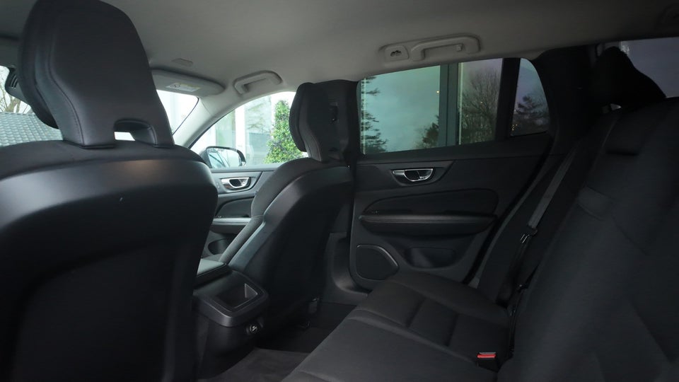 Volvo V60 2,0 D4 190 Momentum aut. 5d