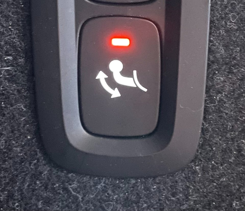 Volvo XC40 1,5 T3 156 5d