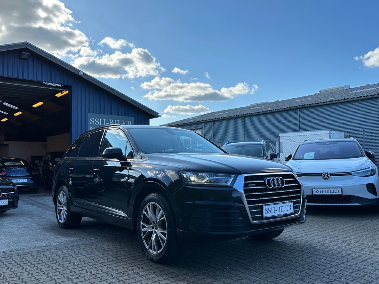 Audi Q7 3,0 TDi 272 S-line quattro Tiptr. 7prs 5d