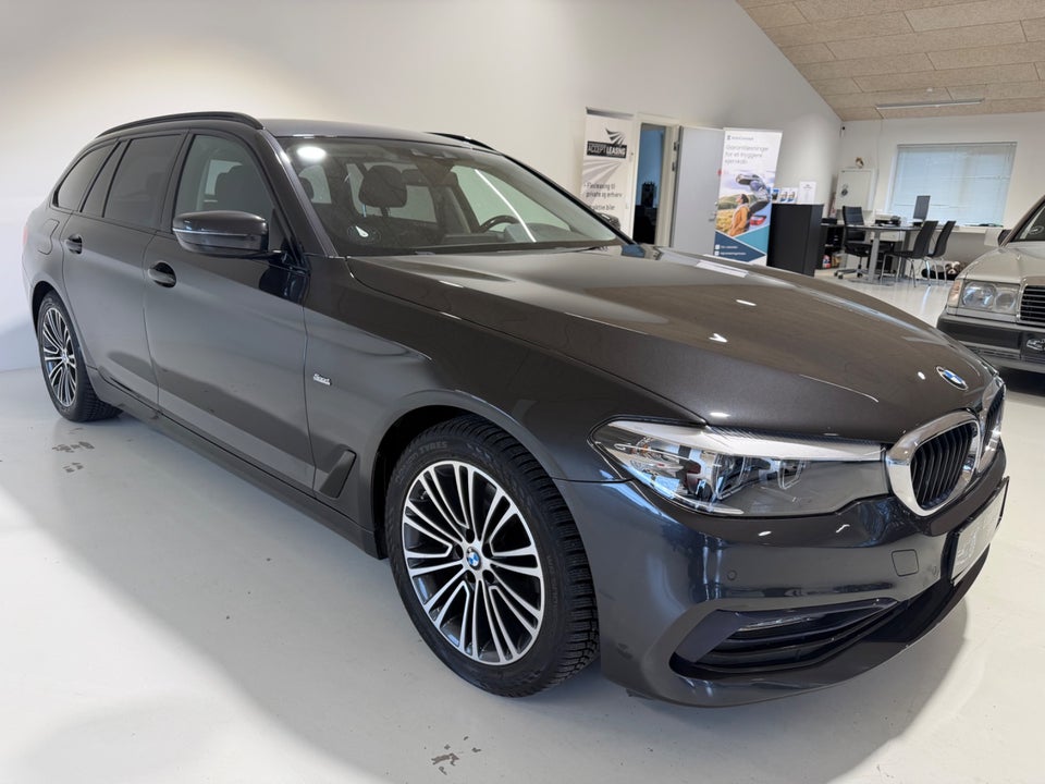 BMW 520d 2,0 Touring Sport Line aut. 5d