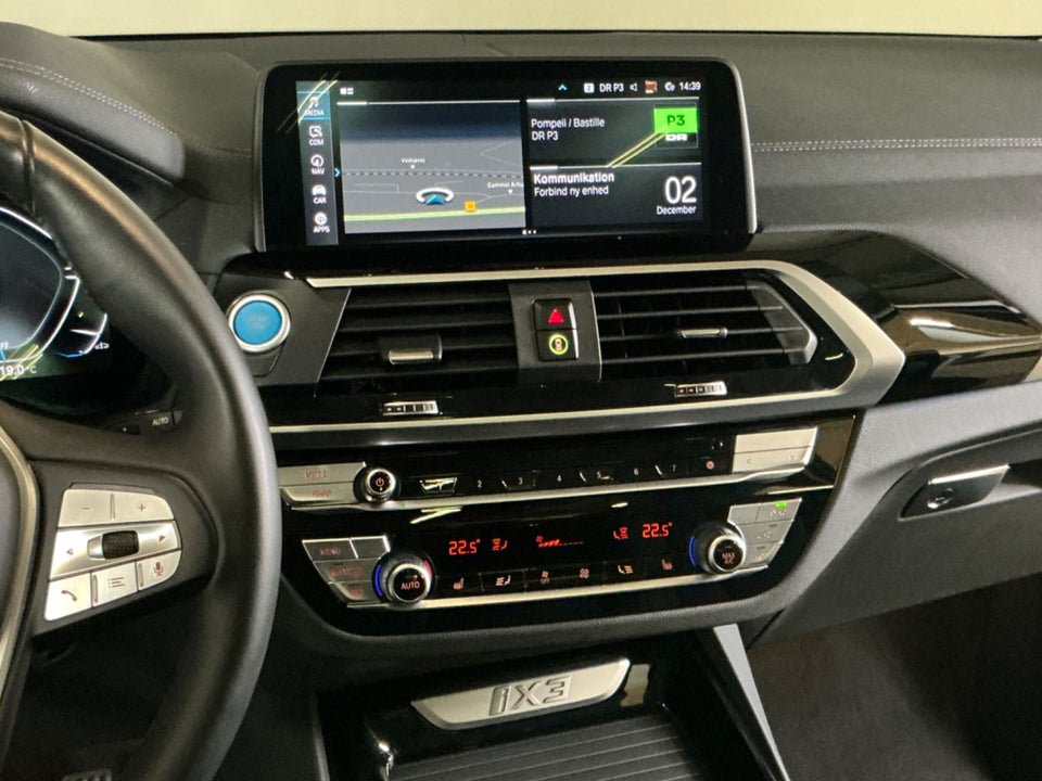 BMW iX3 Charged 5d