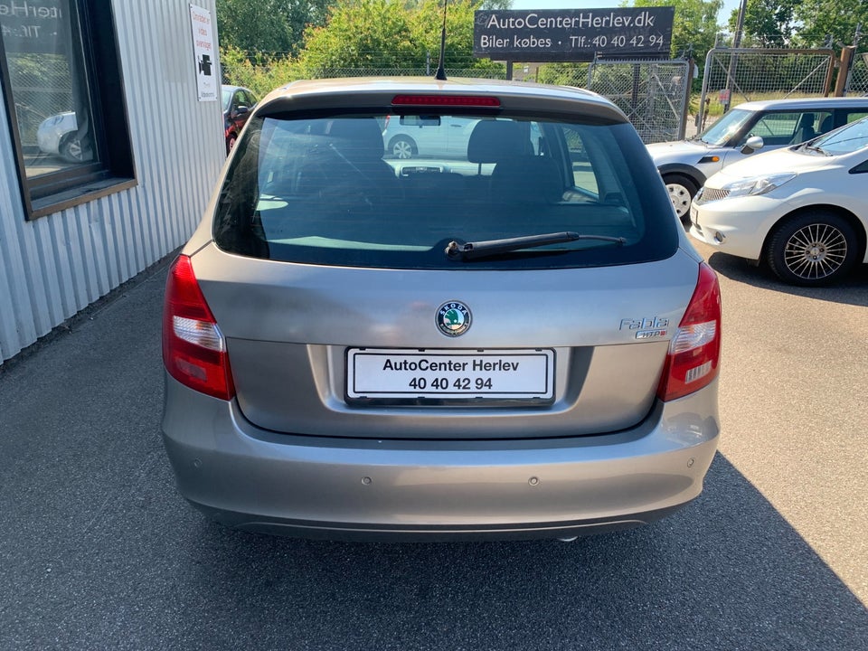 Skoda Fabia 1,2 12V Ambiente Combi 5d