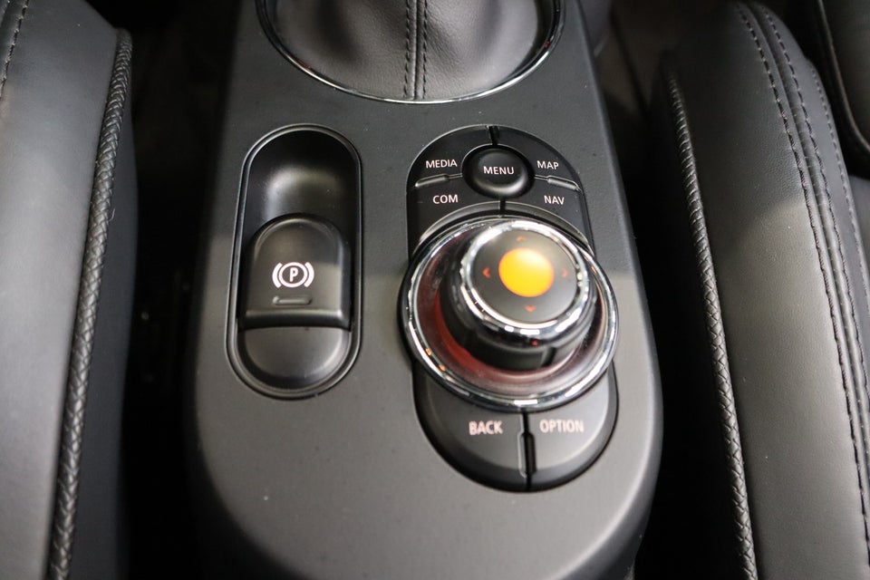 MINI Cooper SE Yours 3d