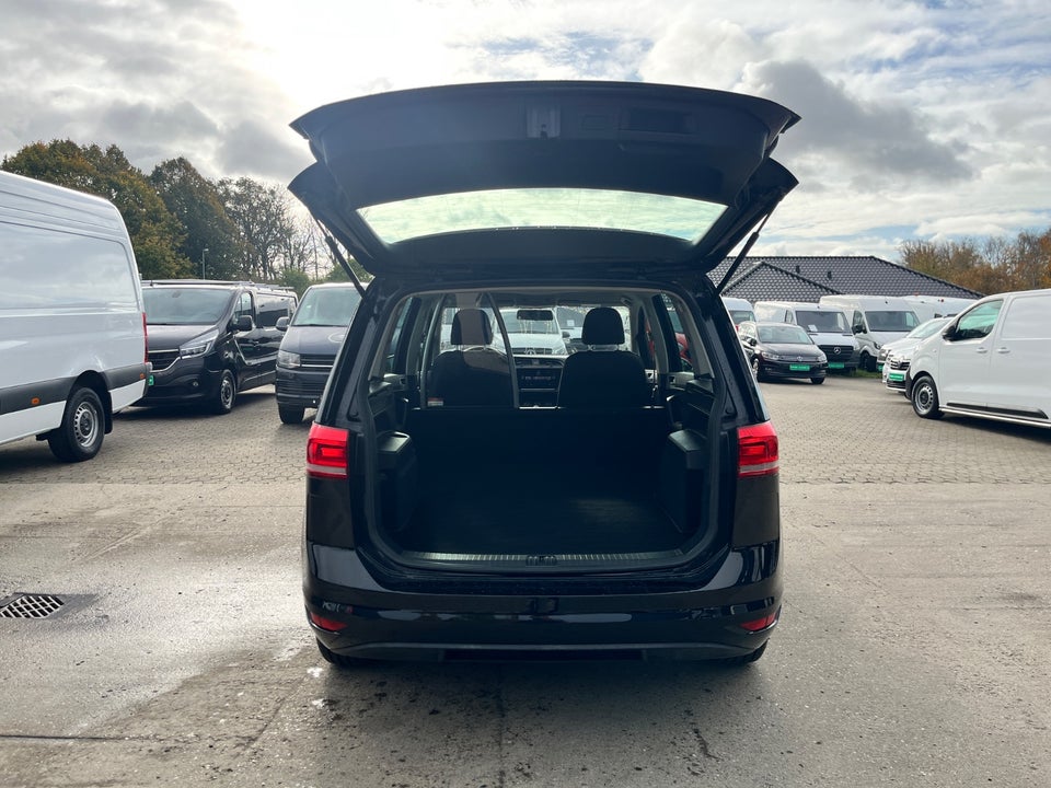 VW Touran 1,6 TDi 115 Comfortline Van 5d