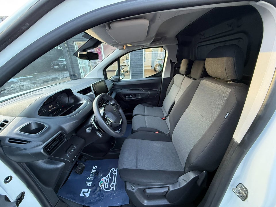 Peugeot Partner 1,5 BlueHDi 130 L1V1 Plus EAT8 Van