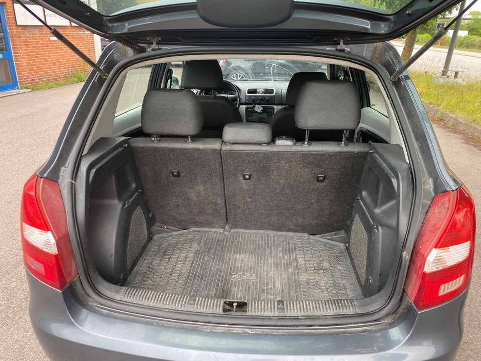 Skoda Fabia 1,4 16V Ambiente 5d