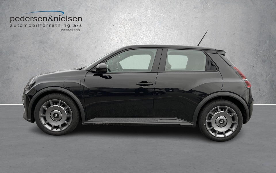 Renault 5 E-Tech 40 Evolution 5d