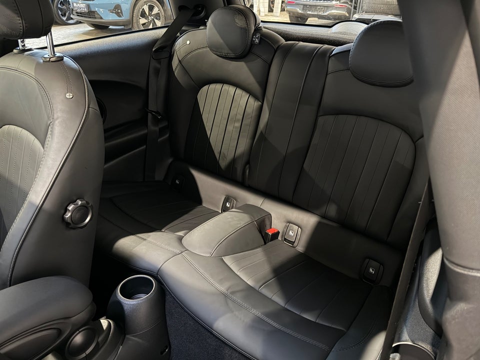 MINI Cooper SE Maximise 3d