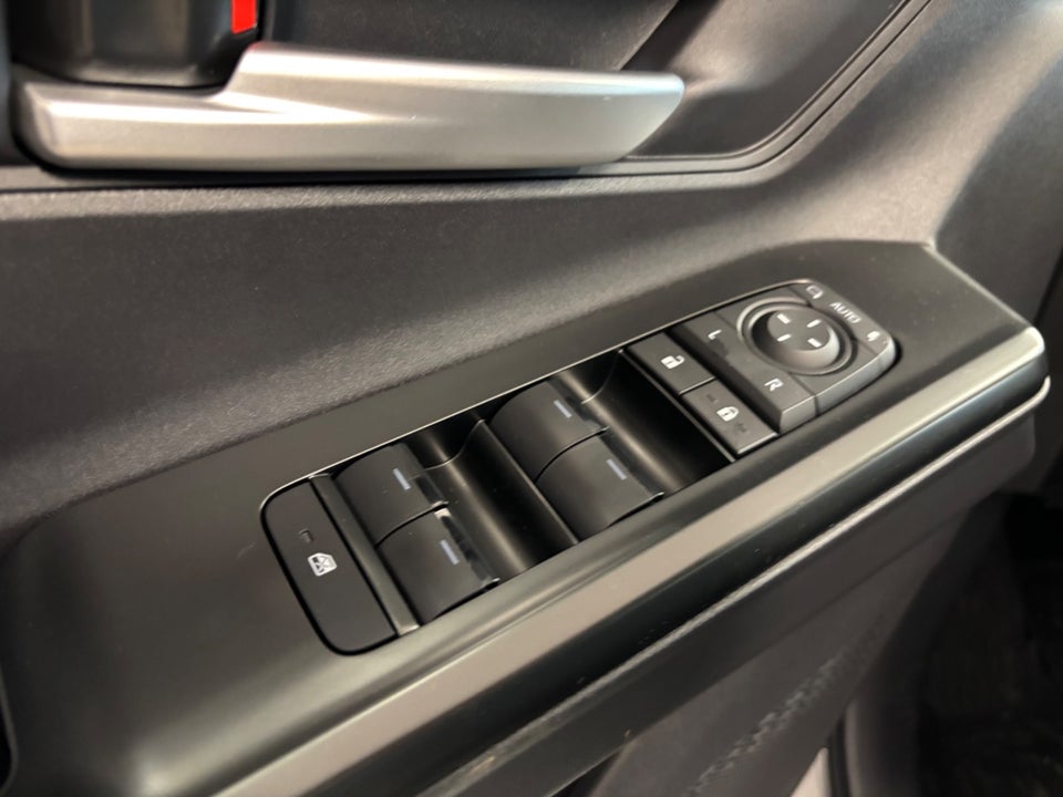 Subaru Solterra 73 Limited 5d