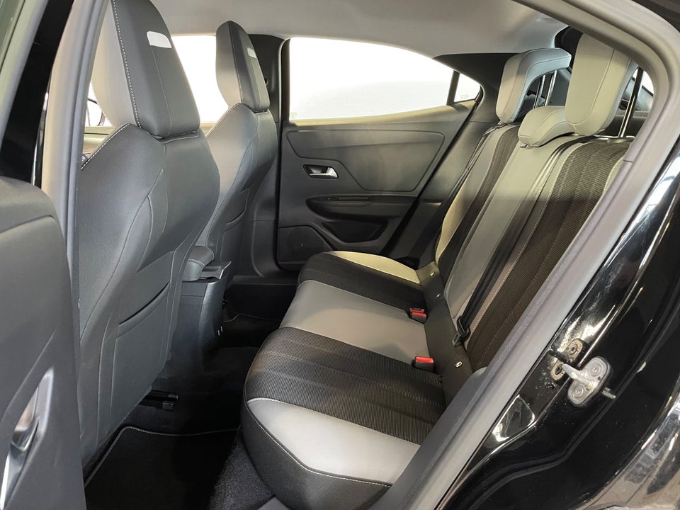 Opel Mokka-e 50 Elegance 5d