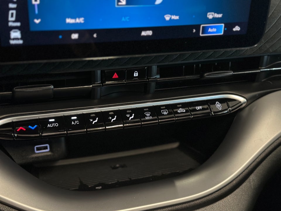 Abarth 500e Scorpionissima Cabrio 2d