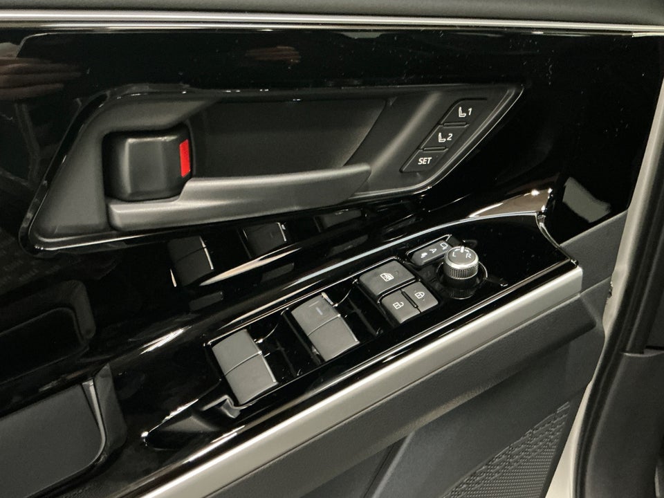 Toyota bZ4X Executive 5d