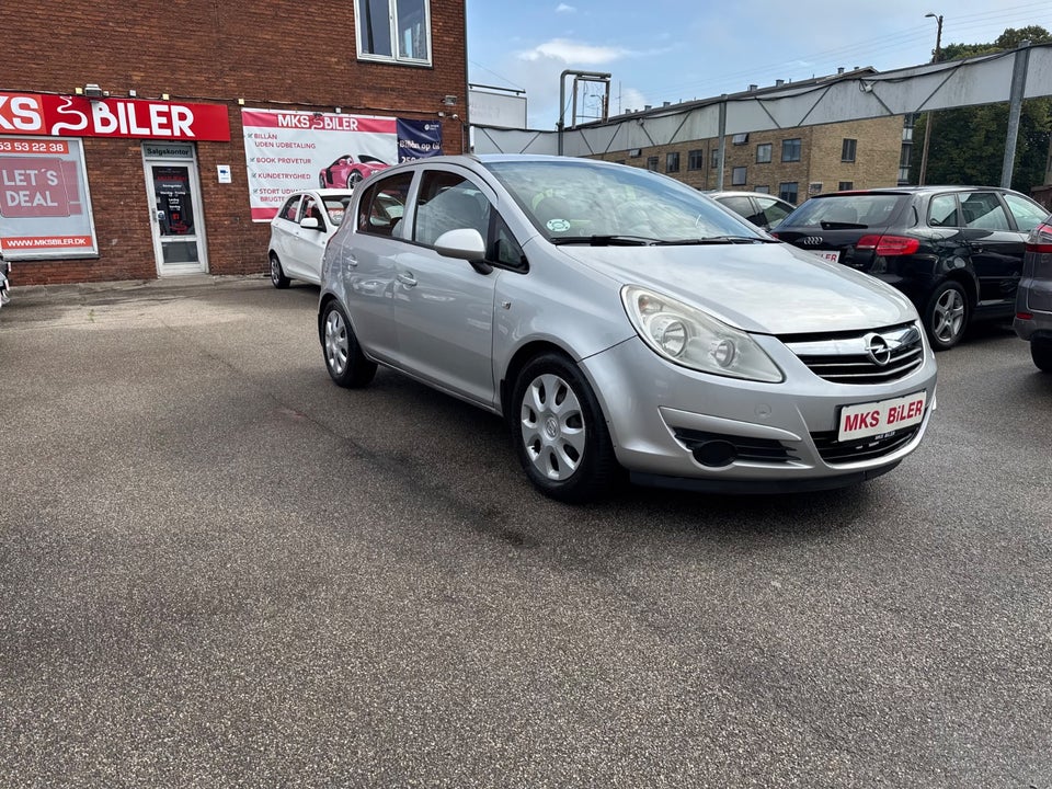 Opel Corsa 1,4 16V Enjoy aut. 5d