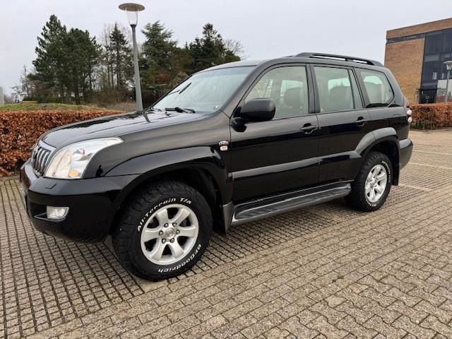 Toyota Land Cruiser 3,0 D-4D Luxus II aut. 5d