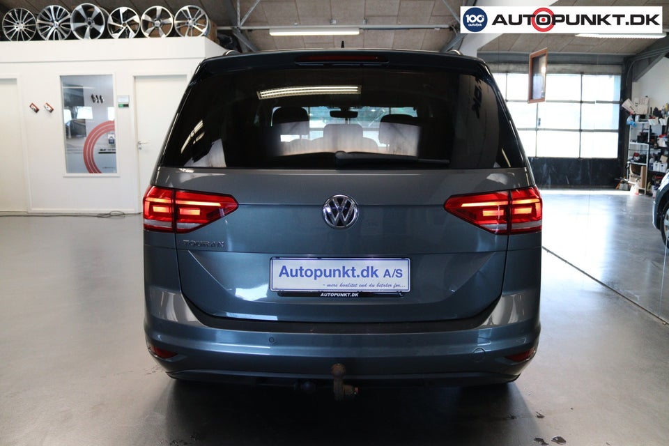 VW Touran 1,6 TDi 115 Comfortline DSG 7prs 5d