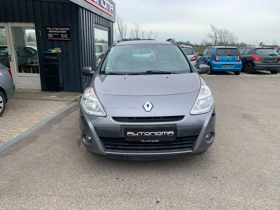 Renault Clio III 1,2 16V Authentique Sport Tourer 5d