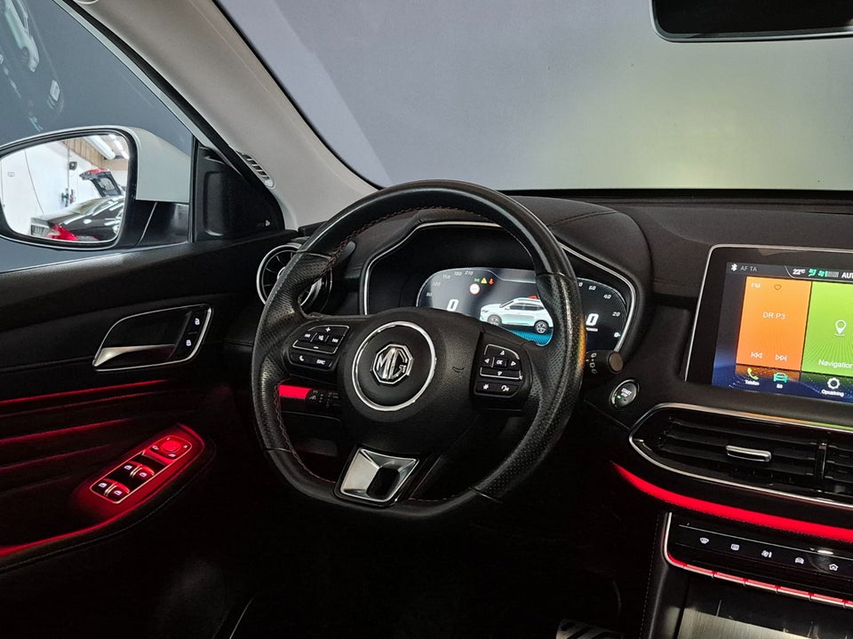 MG EHS 1,5 PHEV Luxury 5d
