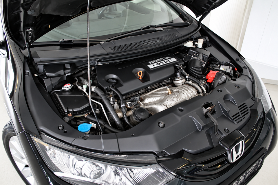 Honda Civic 2,2 i-DTEC Executive 5d