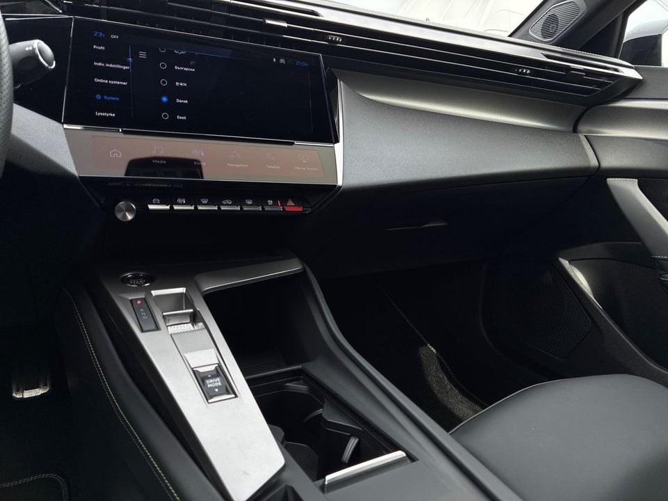 Peugeot e-408 58 GT 5d