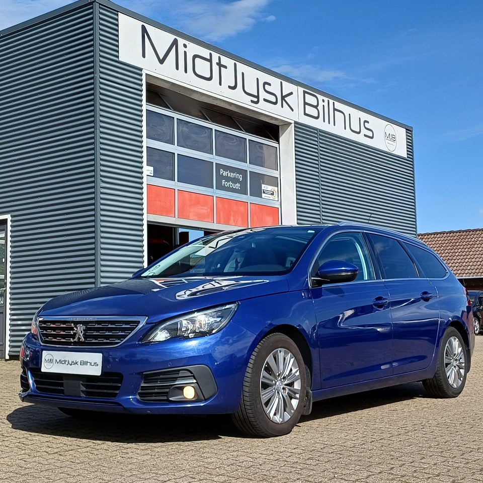 Peugeot 308 1,2 e-THP 130 Allure Sky SW 5d