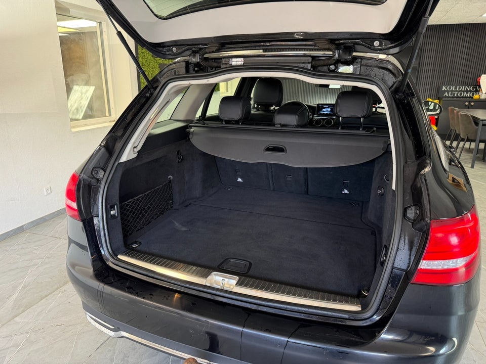Mercedes C220 d 2,2 Business stc. 5d