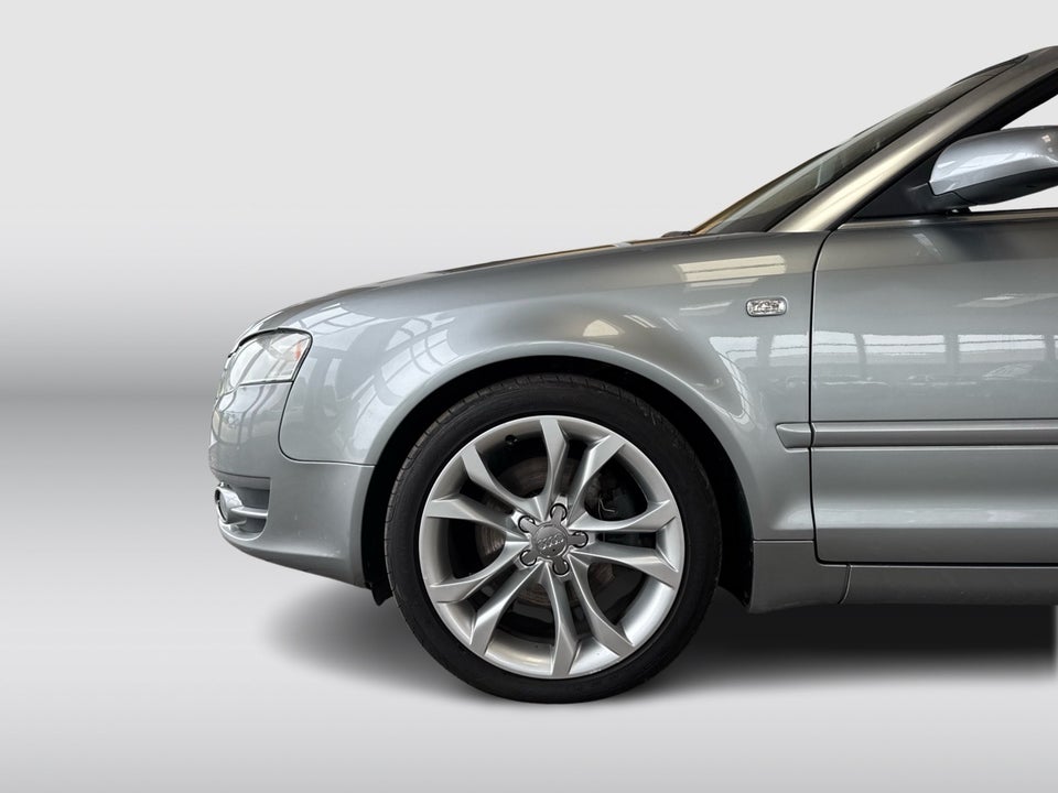 Audi A4 1,8 T 163 Cabriolet Multitr. 2d