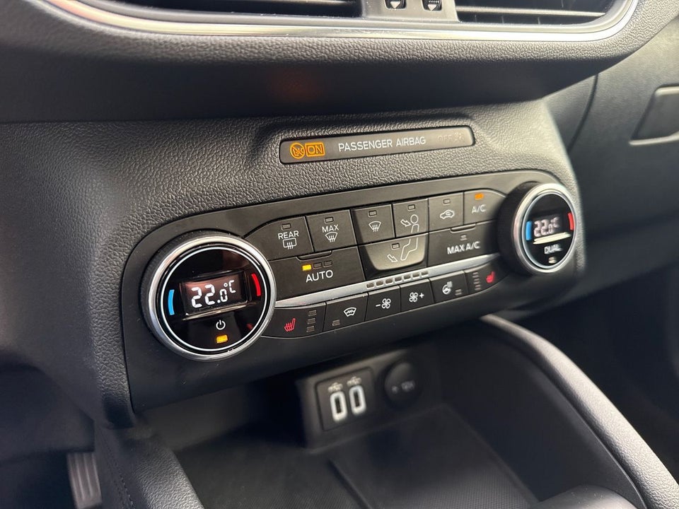 Ford Kuga 2,5 PHEV Titanium X CVT 5d