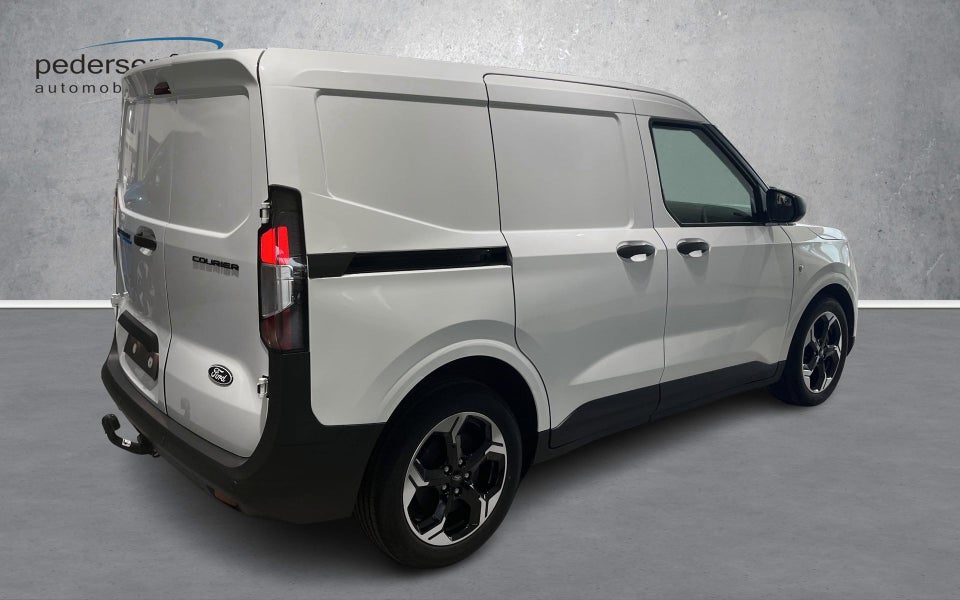 Ford E-Transit Courier 43 Limited