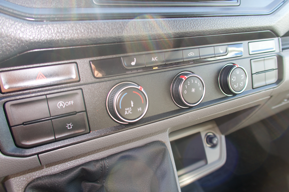 VW Crafter 35 2,0 TDi 177 Db.Kab m/tiplad