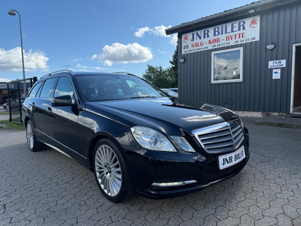 Mercedes E200 2,2 CDi Avantgarde stc. aut. 5d