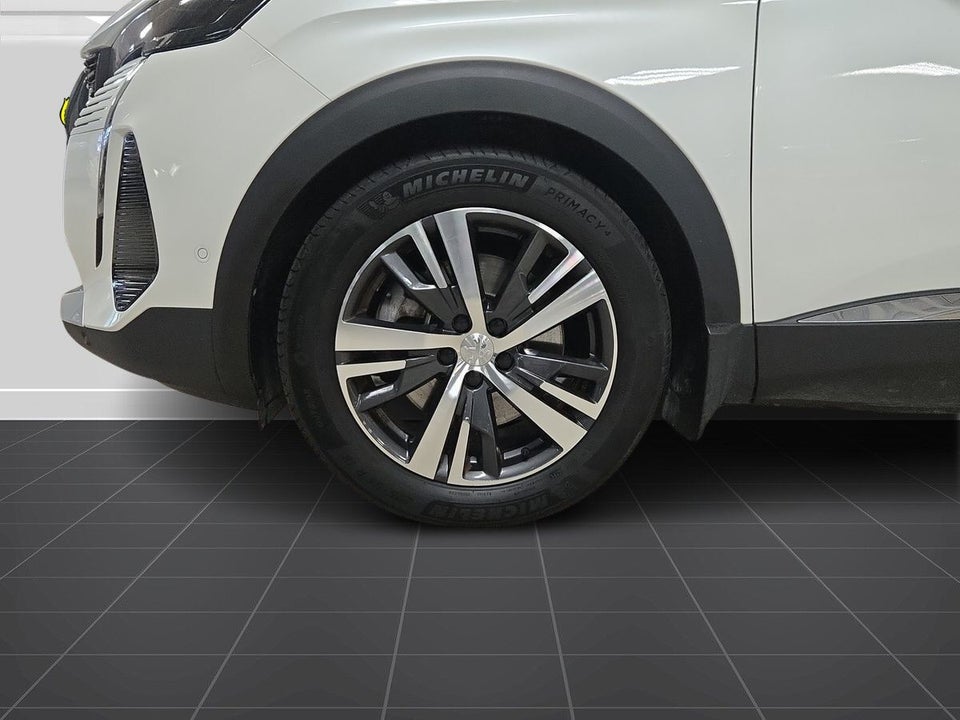 Peugeot 3008 1,6 Hybrid First Selection EAT8 5d