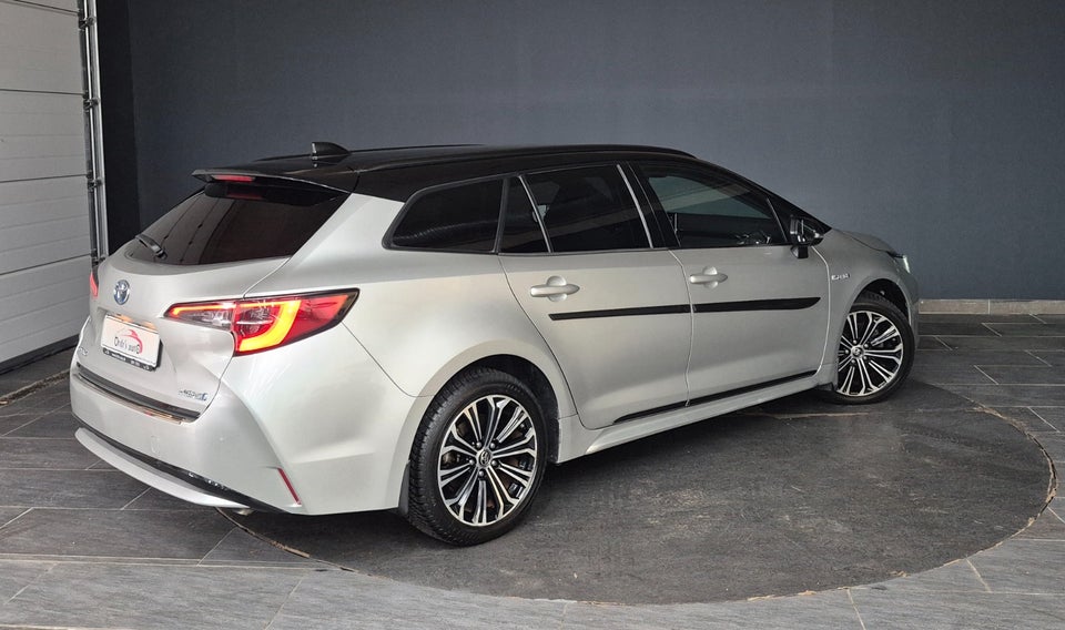 Toyota Corolla 1,8 Hybrid H3 Premium Touring Sports MDS 5d