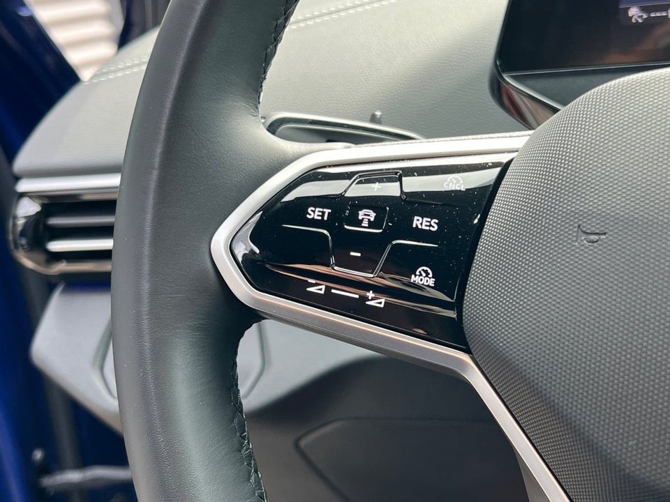 VW ID.4 77 Pro 4Motion 5d