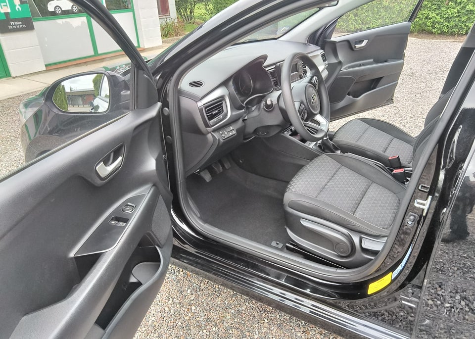 Kia Rio 1,25 MPi Base Line 5d