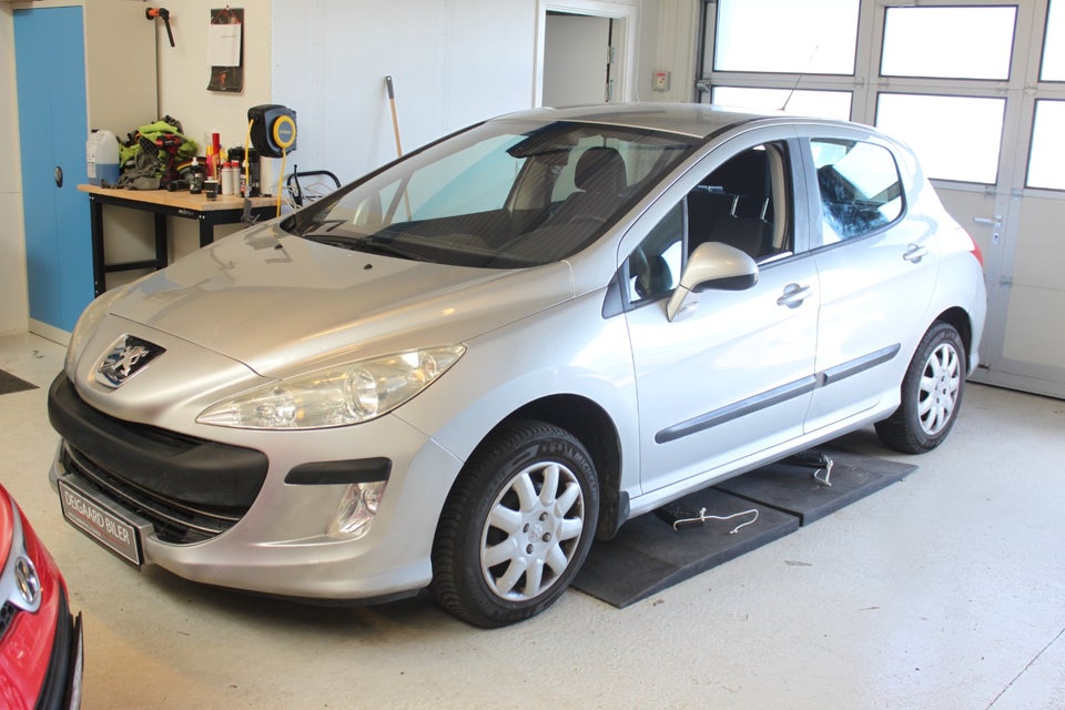 Peugeot 308 1,6 VTi Comfort+ 5d