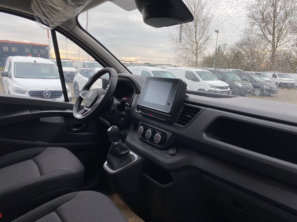 Renault Trafic 2,0 dCi 150 L2H1 aut.