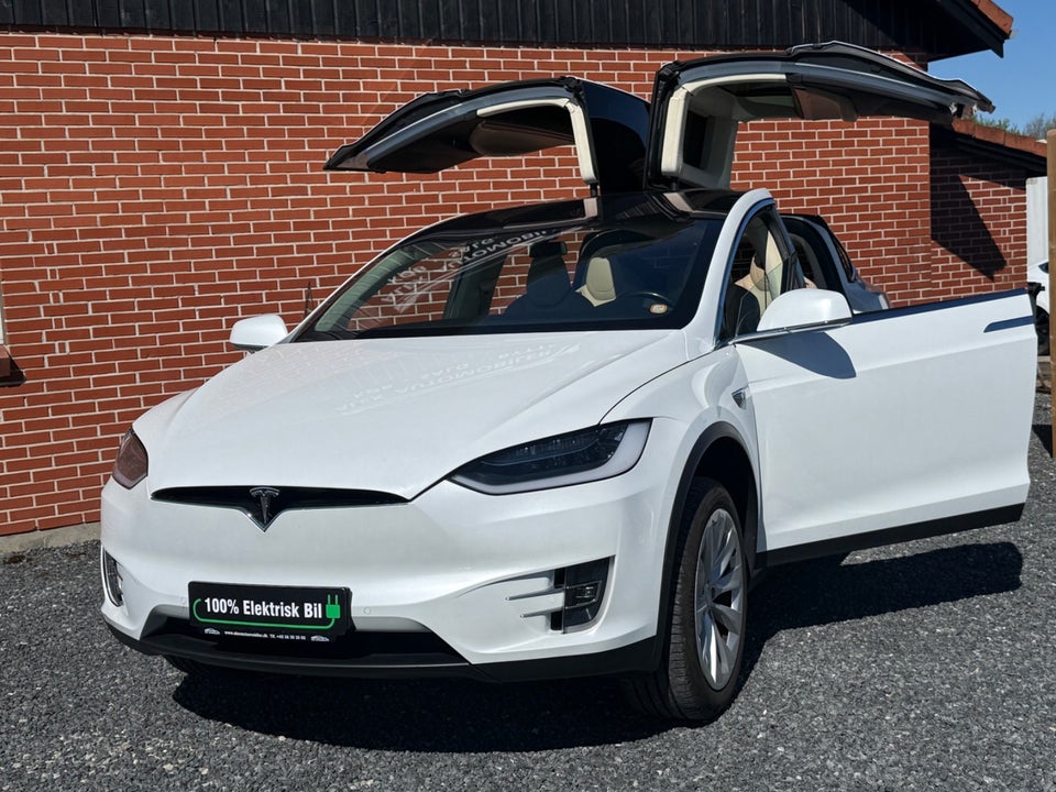 Tesla Model X 90D 5d